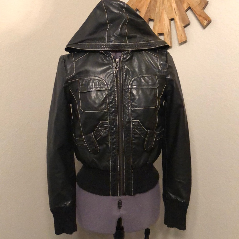 Hooded xs/s leather jacket with rib cuffs & waist